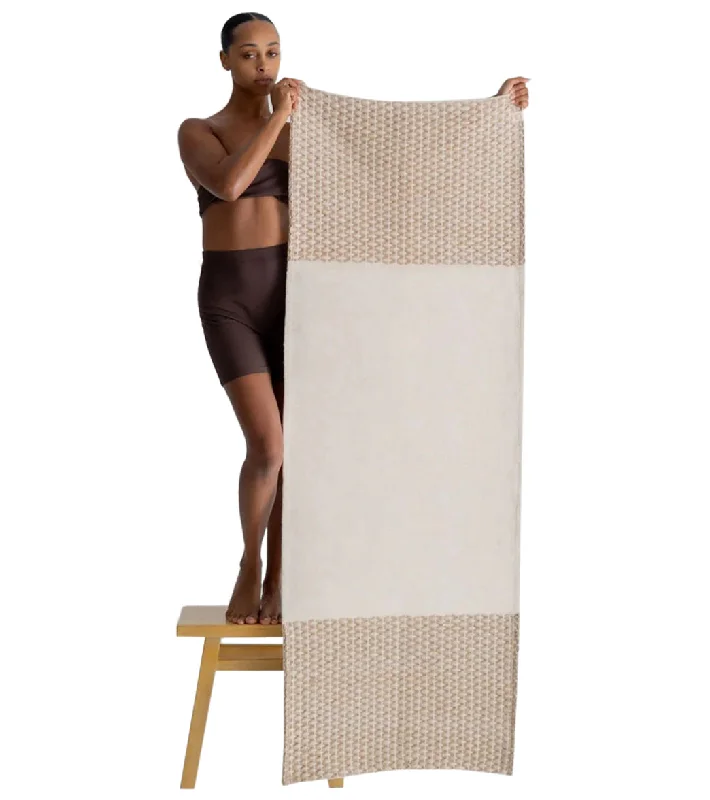 Oko Living Organic Cotton Diamond Yoga Rug Clay & Cream