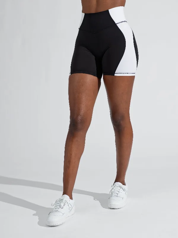 Aurora Short 6"" - Onyx Black and White