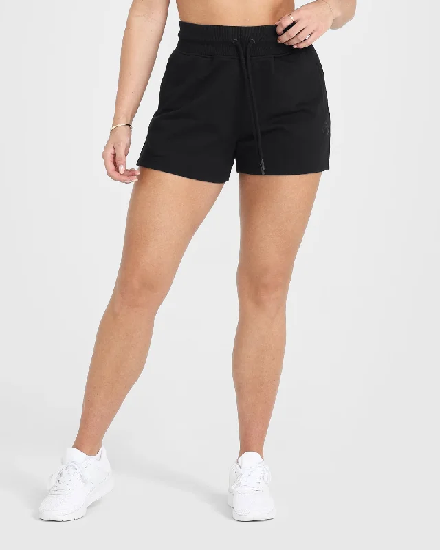 Classic Shorts | Black