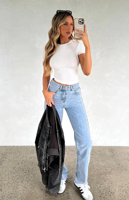 Jordyn High Waisted Straight Leg Jeans Light Blue Wash