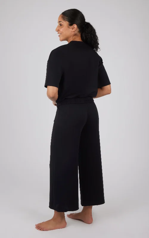 Scuba Lanston Short Sleeve Top and Scuba Lanston Culotte Pant Set