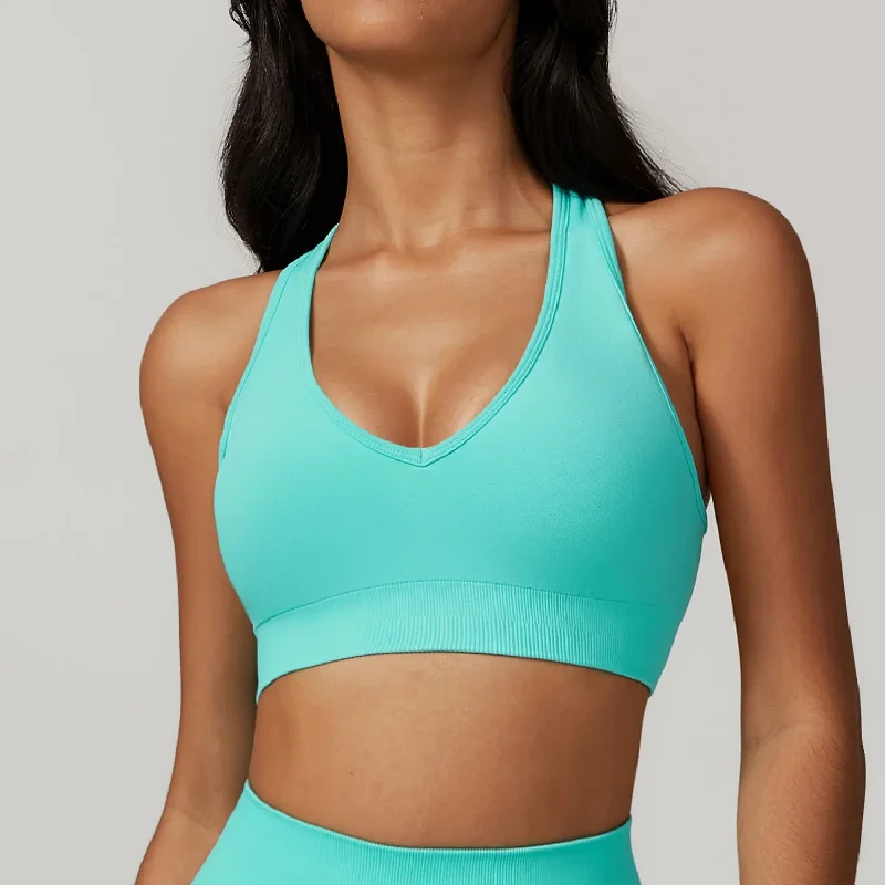 SPARK Seamless Sport V Neck Bra TZ7692