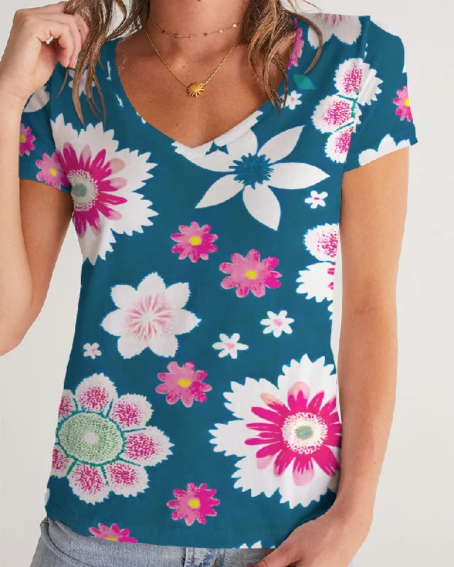 Beautiful floral pattern Women's All-Over Print V-Neck Tee